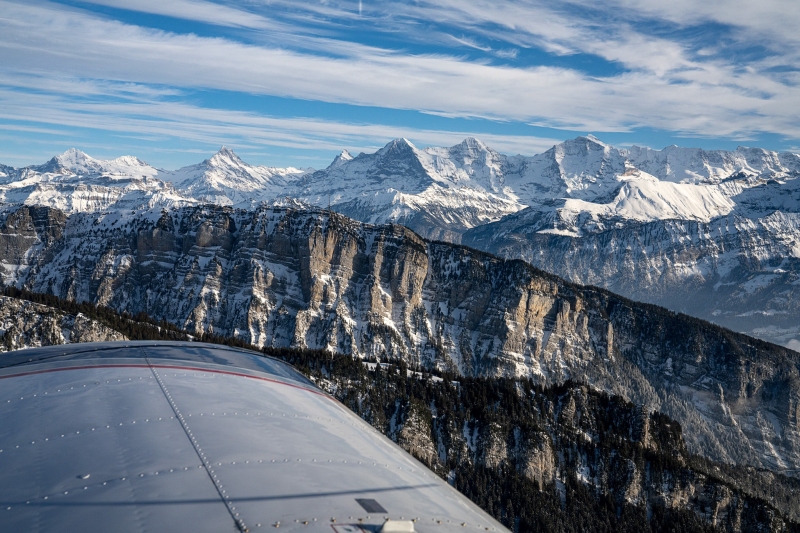 Niederhorn und Eiger, Mönch, Jungfrau Niederhorn und Eiger, Mönch, Jungfrau