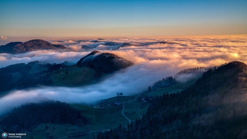 Nebelwelle im Jura Nebelwelle im Jura