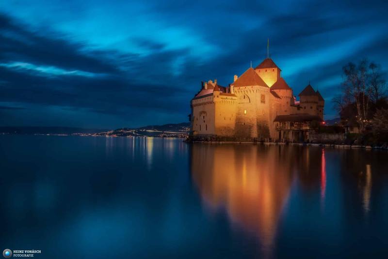 Schloss-Chillon-im-Sonnenuntergang Schloss-Chillon-im-Sonnenuntergang