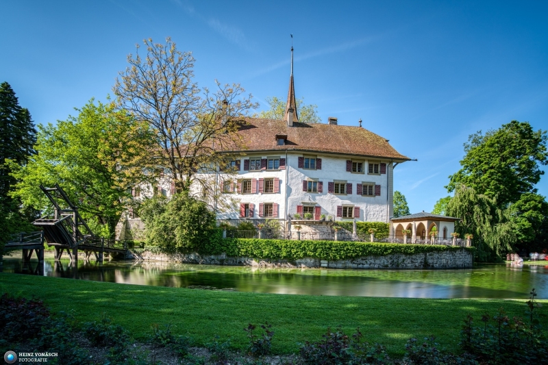 Schloss-Landshut Schloss-Landshut