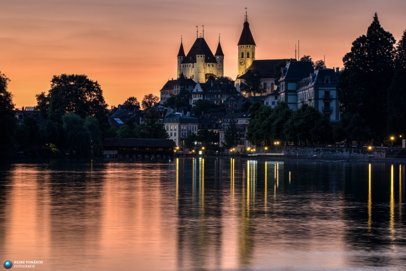 Schloss Thun mit Schlosskirche Schloss Thun mit Schlosskirche