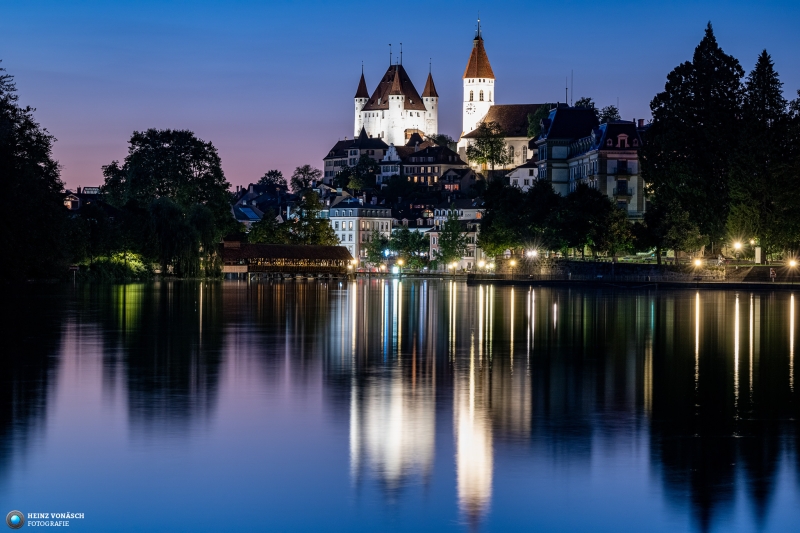 Schloss Thun mit Schlosskirche Schloss Thun mit Schlosskirche